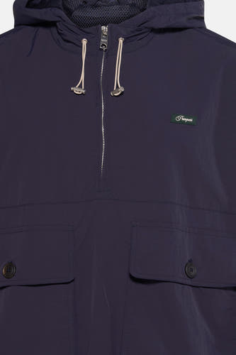 Manteau court bleu de POMPEII, avec capuche, fermeture à glissière sur le côté et poches avec boutons.