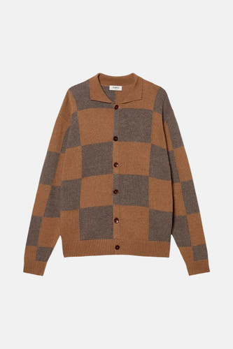 Bruin gilet van POMPEII met een dambordpatroon en knoopsluiting.
