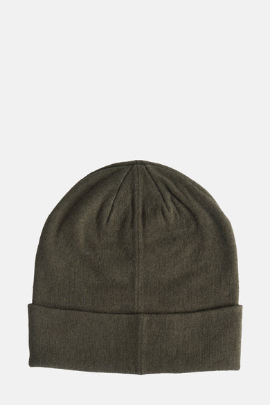 Chapeau vert de Lyle & Scott, avec une texture fine tissée et un bord replié.
