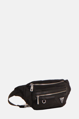 Sac à dos noir de Guess, avec des fermetures éclair argentées et le logo Guess sur l'avant.