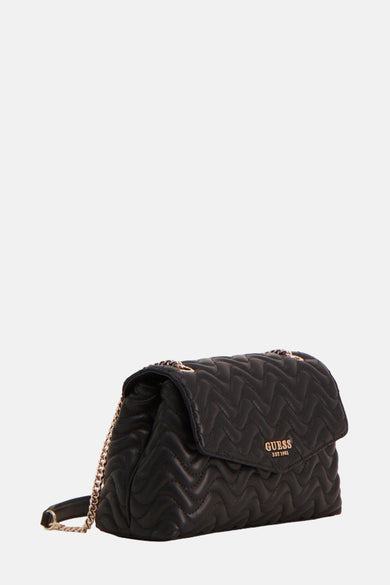 Sac à dos noir de Guess, avec un motif zigzag et une chaîne d'or.