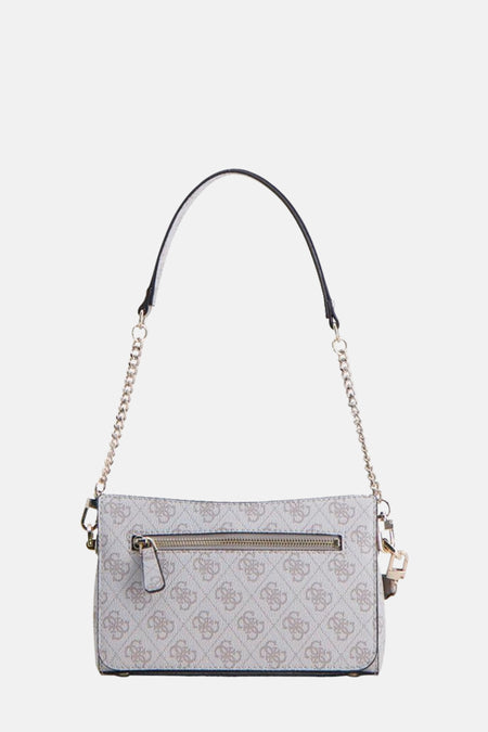 Sac bandoulière beige de Guess avec imprimé logo partout et détails de chaîne couleur argent.