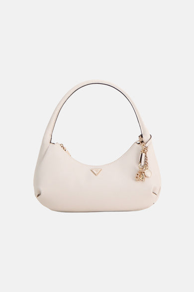 Witte schoudertas van Guess® met goudkleurige details en kleine kettinghanger, front view