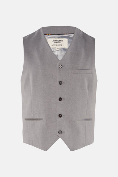 Grijze herenveston met knopen en zakken.