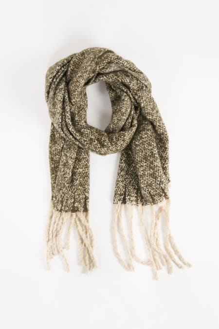 Manteau d'hiver vert Access Access avec fr fr et et et un design sur sur sur sur blanc.