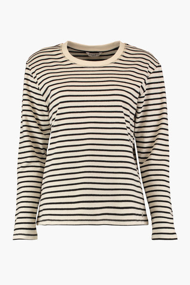 T-shirt blanc à manches longues de ZABAIONE, imprimé rayé avec des lignes horizontales noires.