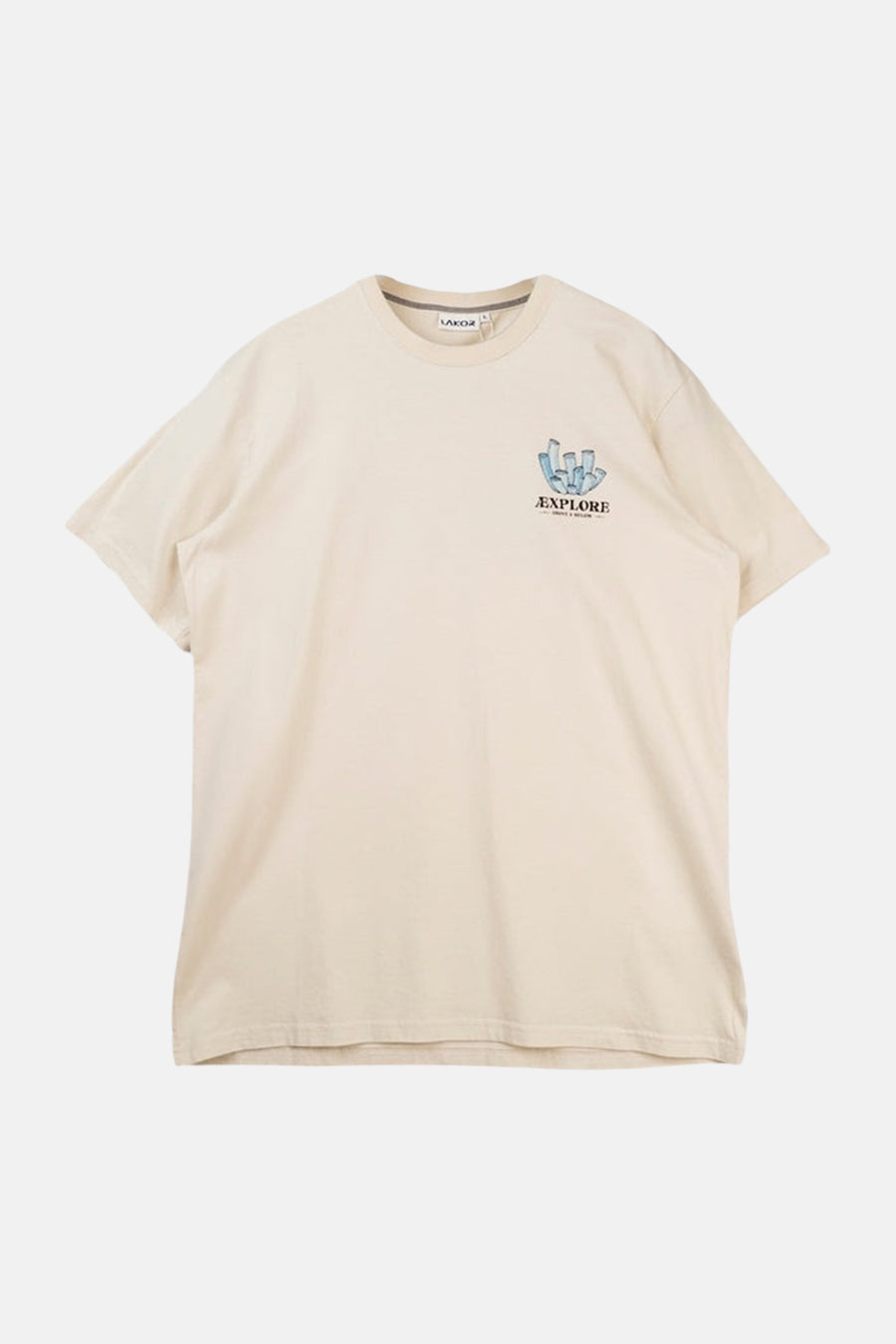 T-shirt écru de LAKOR avec un imprimé corail bleu et le texte "Explore Above & Below".