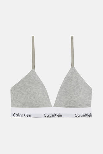 Manteau gris Calvin Klein avec une bande de logo blanche en bas et des fines bretelles.