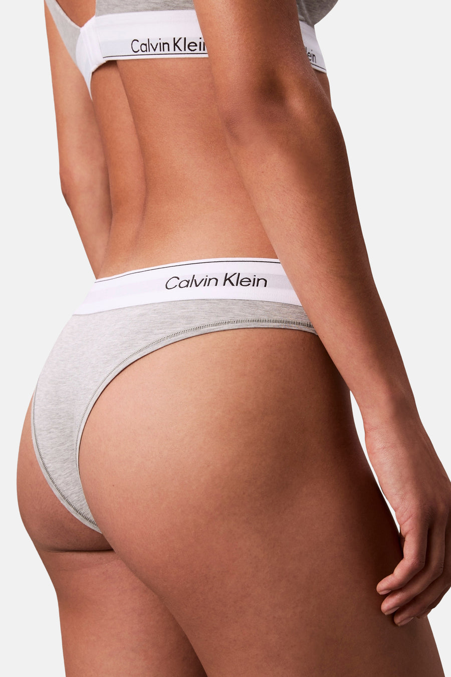 String gris - Calvin Klein