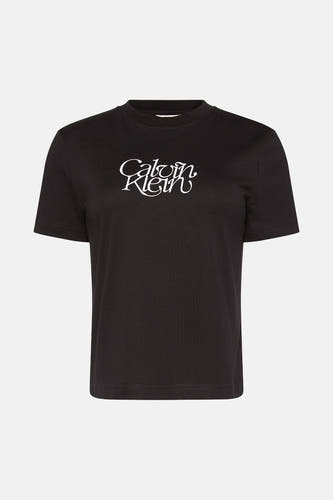 T-shirt noir à manches courtes de Calvin Klein avec logo blanc sur la poitrine.