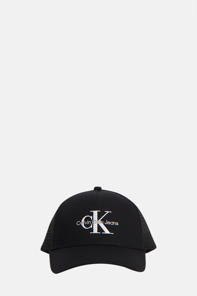 Chapeau noir de Calvin Klein Jeans avec un logo brodé.
