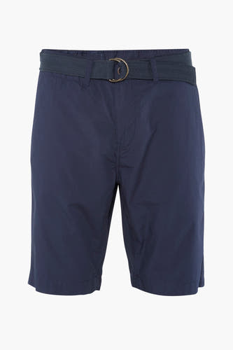 Shorts bleus de Petrol Industries avec ceinture, vus de dos.