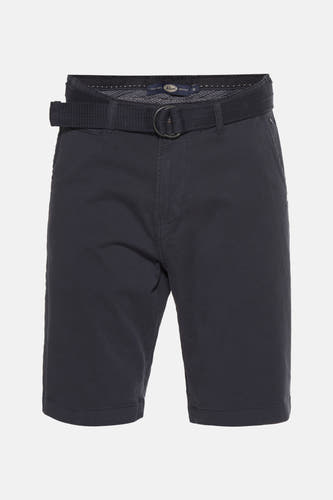 Short bleu de Petrol Industries, avec une ceinture en tissu et des anneaux métalliques.