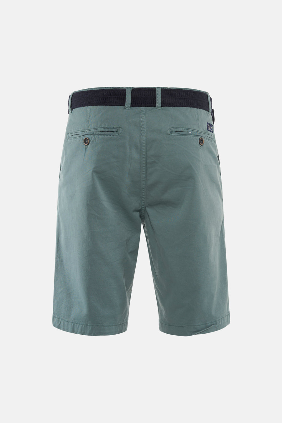 Short vert de Petrol Industries, avec ceinture et poches à l'arrière.