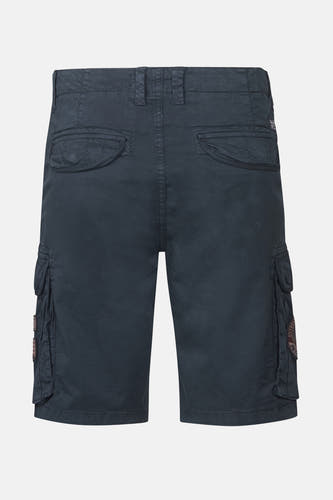 Shorts noirs de Petrol Industries avec poches latérales, vus par derrière.