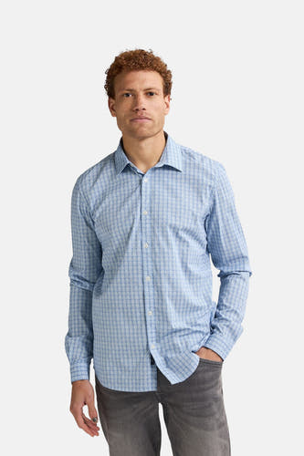 Chemise bleue à manches longues de Petrol Industries®, avec un motif subtil sur toute la surface et une coupe décontractée.