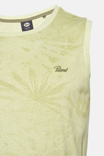 Mouwloze groene tanktop van Petrol Industries, met een subtiele bladprint en een ronde hals.