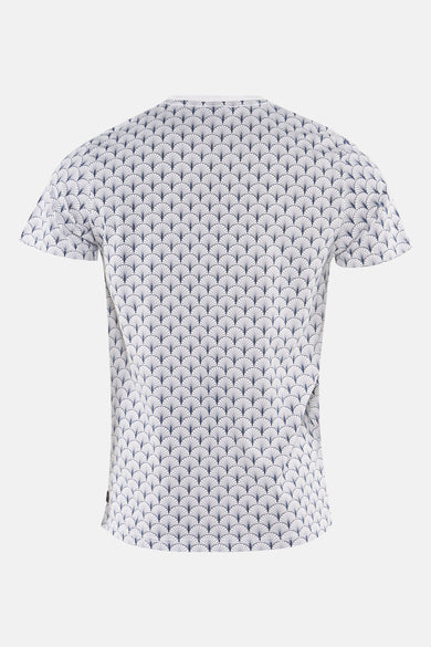 T-shirt blanc à manches courtes de Petrol Industries®, doté d'un motif imprimé en bleu ciel.