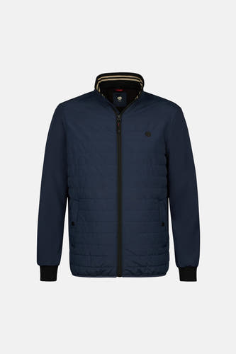 Veste courte bleue de Petrol Industries®, avec un devant doublé et des bordures à larges côtes noires.