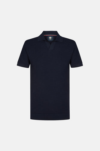 Blauwe polo van Petrol Industries, met korte mouwen en fijne structuur.