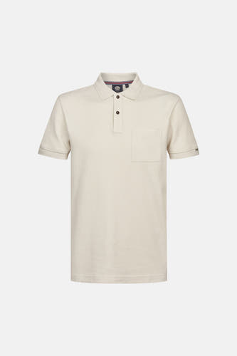 Polo écru à manches courtes de Petrol Industries® avec poche poitrine et fermeture à boutons.