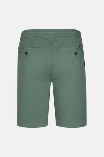 Short vert de Petrol Industries Industries Industries des po po et et et une une une la la taille.
