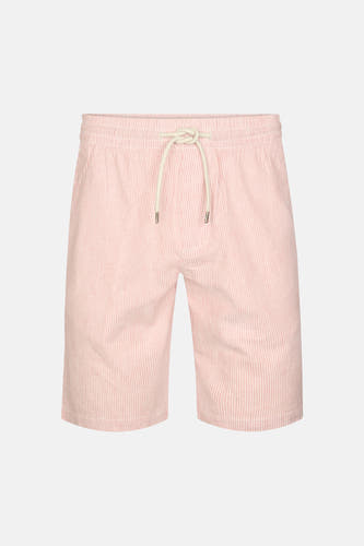 Short rayé rose de Petrol Industries avec cordon de serrage et bouton.