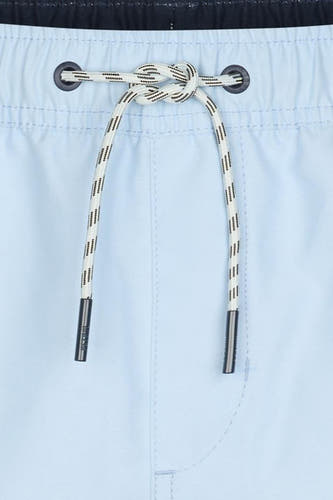 Short de bain bleu de Petrol Industries avec une ceinture rayée et un cordon de serrage.