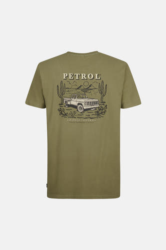 T-shirt vert avec manches courtes de Petrol Industries, avec une impression graphique d'un camion et de cactus.