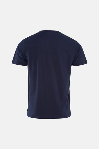 T-shirt bleu à manches courtes de Petrol Industries®, avec un dos uniforme sur un fond uniforme.