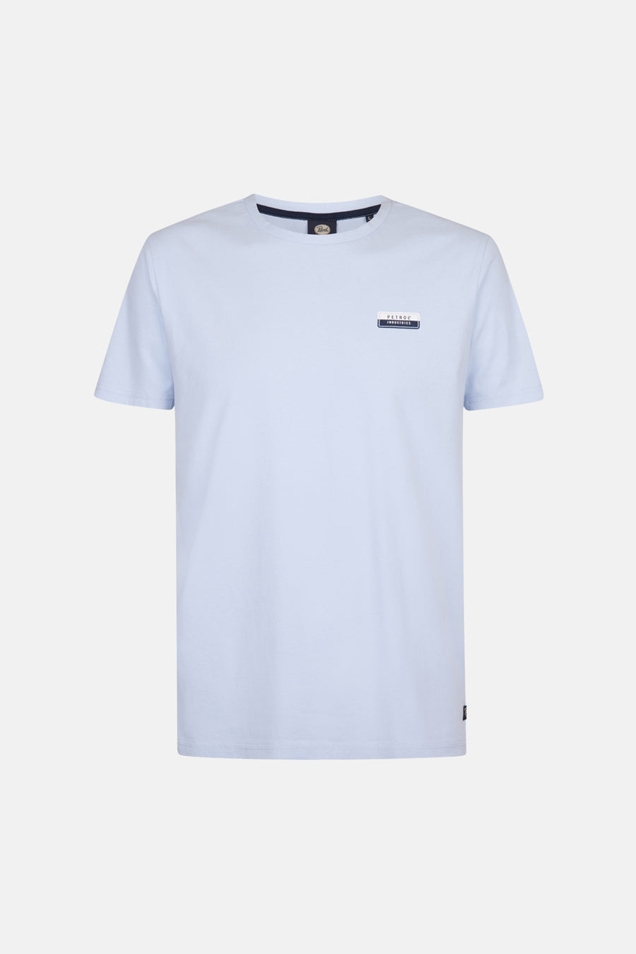 T-shirt bleu à manches courtes de Petrol Industries avec un petit détail d'étiquette sur la poitrine.