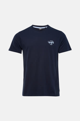 T-shirt bleu à manches courtes de Petrol Industries, avec un petit imprimé sur la poitrine.