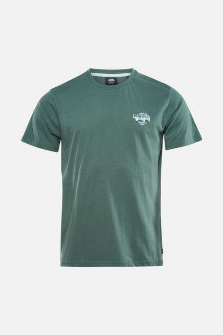 T-shirt vert à manches courtes de Petrol Industries®, avec un petit imprimé et à combiner avec un jean et des chaussures en daim.