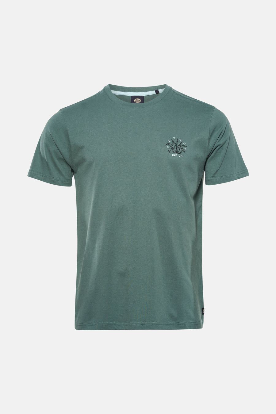 T-shirt vert à manches courtes de Petrol Industries, avec un petit imprimé graphique sur la poitrine.