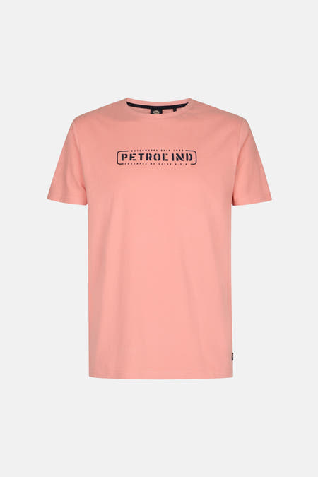 T-shirt rose de Petrol Industries à manches courtes, vu par derrière.