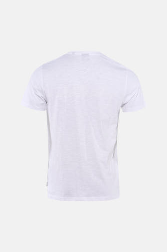 T-shirt blanc à manches courtes de Petrol Industries, en couleur unie, avec un col rond et des manches courtes.