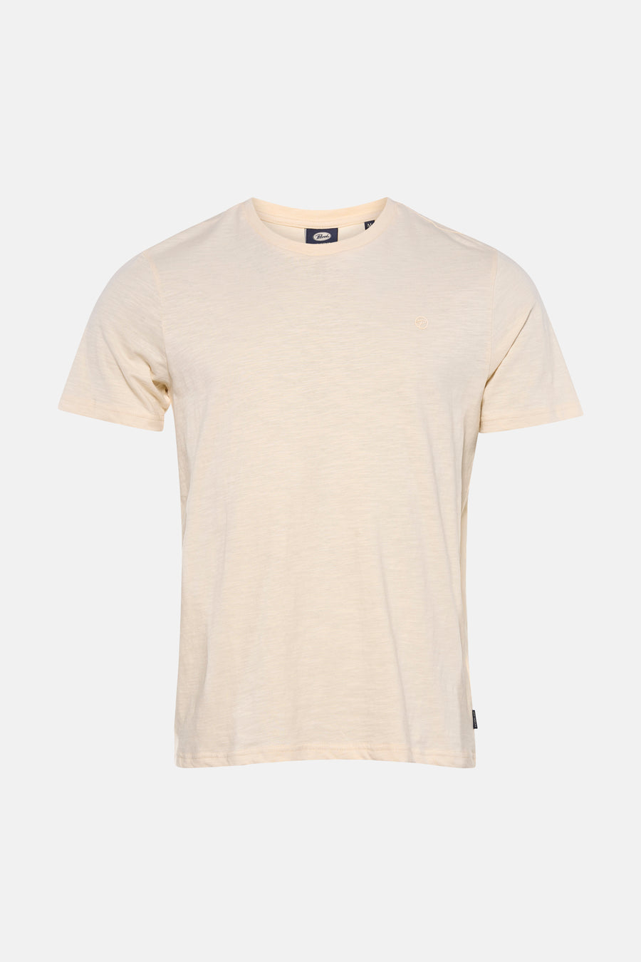 T-shirt écru à manches courtes de Petrol Industries® avec un logo subtil, ton sur ton.