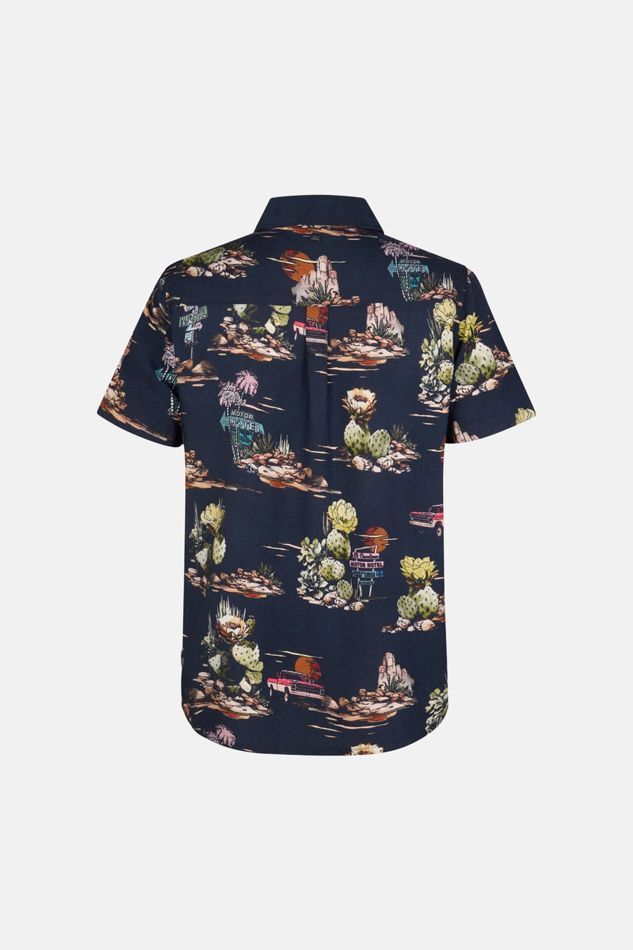Chemise multicolore à manches courtes avec un motif désert saisissant de Petrol Industries®.