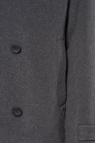 Veste grise de Petrol Industries, avec des boutons et une poche.