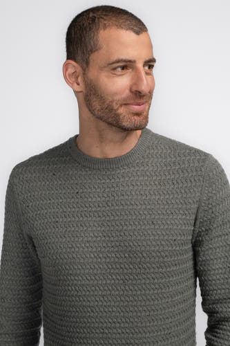 T-shirt vert avec col rond de Petrol Industries, avec un motif subtil et une fine texture.