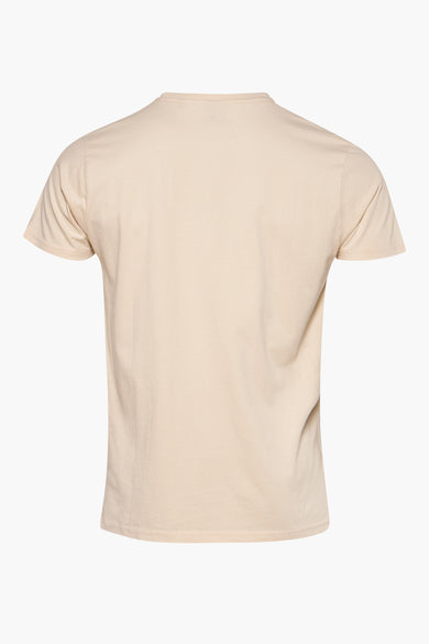 T-shirt écru à manches courtes de Petrol Industries, arrière-plan affiché sur un fond blanc.