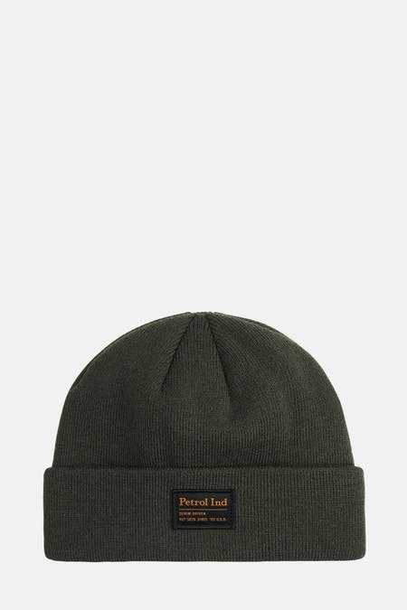 Casque gris de Petrol Industries avec texture tricotée et patch logo sur à l'avant.
