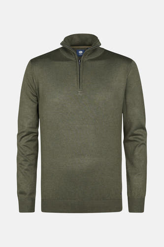 Pull vert avec col rond de Petrol Industries, avec une fermeture à glissière courte et une coupe droite.
