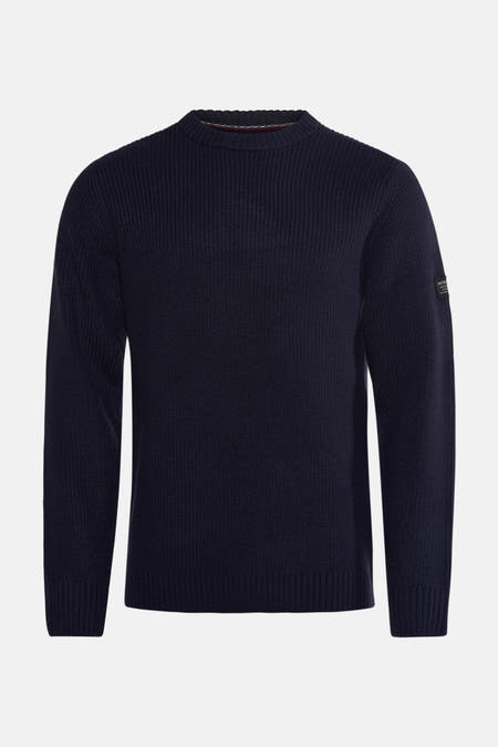 T-shirt bleu avec col rond de Petrol Industries®, en texture côtelée et petit étiquette de marque sur la manche.