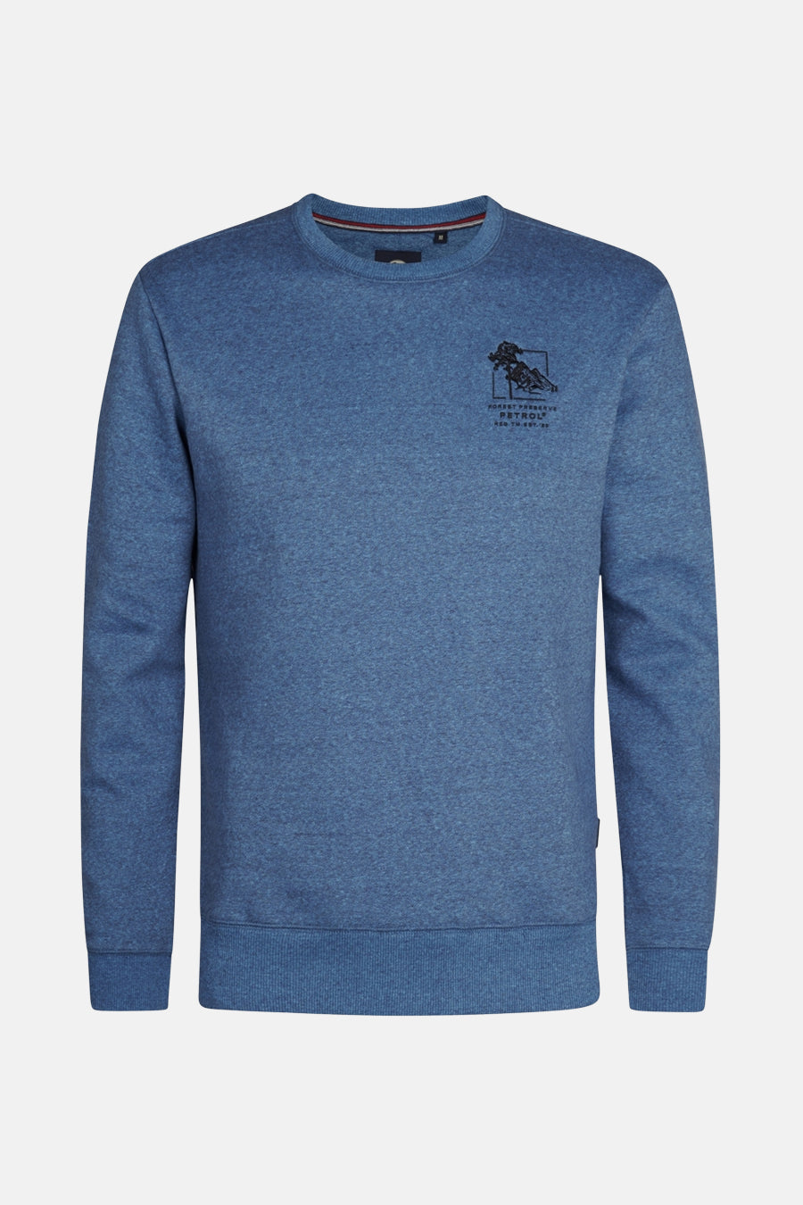 Gilet bleu de Petrol Industries avec un col rond et une petite impression noire sur la poitrine.