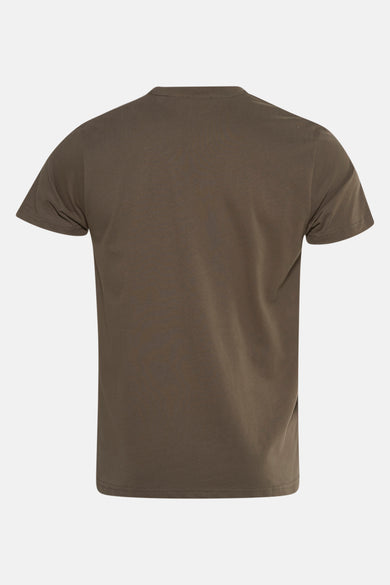 T-shirt vert avec manches courtes de Petrol Industries, dos uni contre un fond blanc.