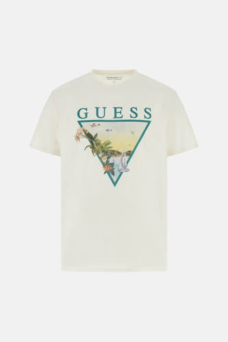 Wit T-shirt van Guess met een grafische driehoekprint van een tropisch tafereel op de voorkant.
