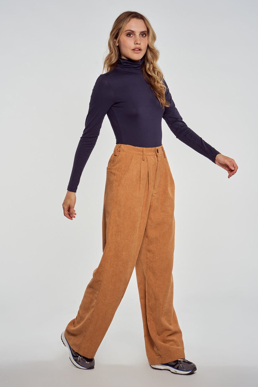Pantalon color&eacute; - beige