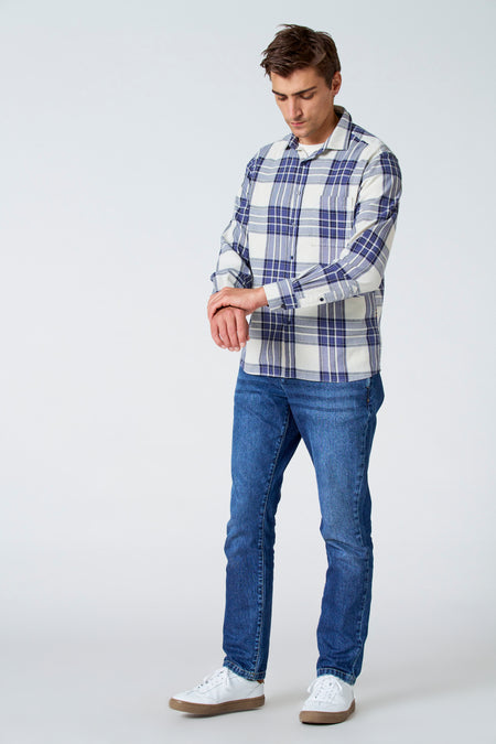 Chemise multicolore à longues manches de Le Fabuleux Marcel de Bruxelles, avec un motif à carreaux.