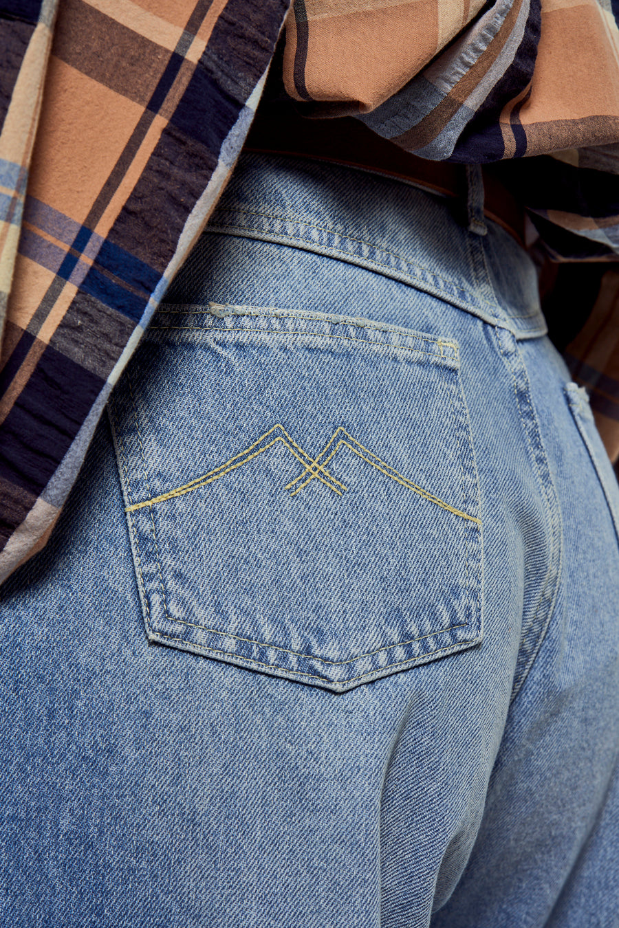 ADELE - Jean blue clair - Le Fabuleux Marcel de Bruxelles